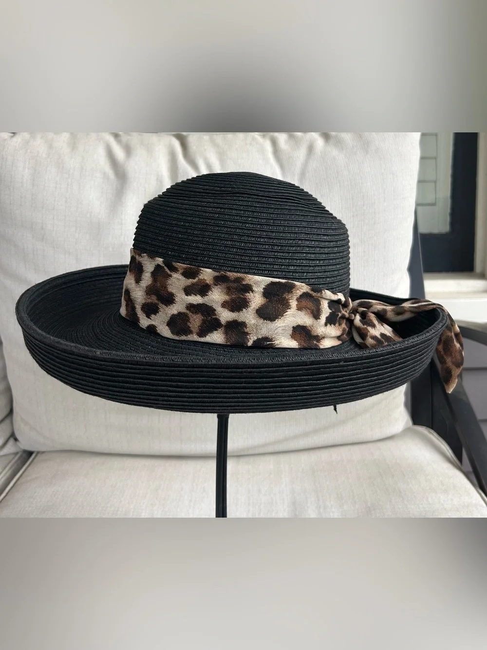 NWOT Scala Black Packable Wide-Brim Hat with Leopard Print Band